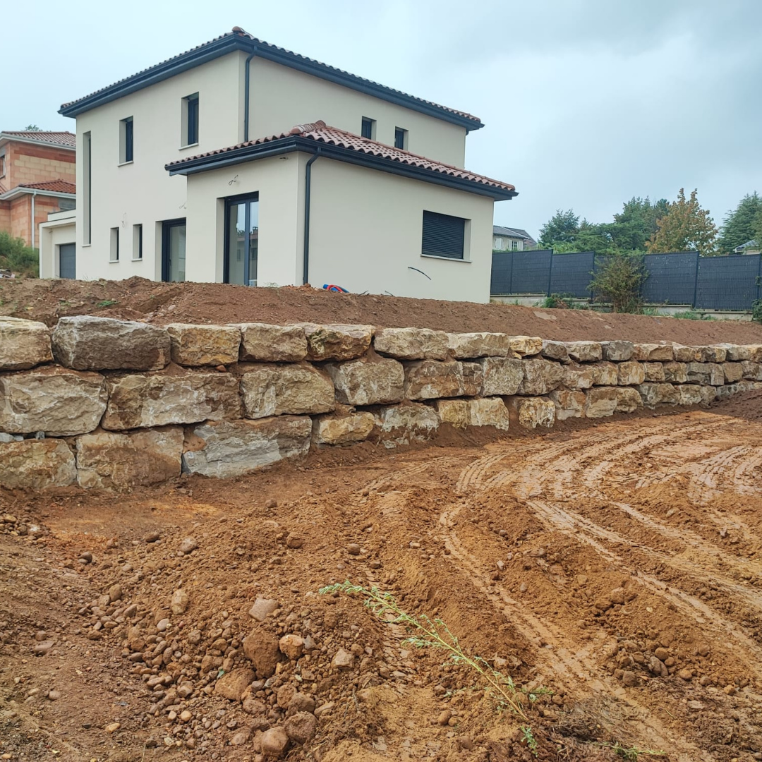 assainissement roanne - terrassement roanne - aménagement extérieur roanne